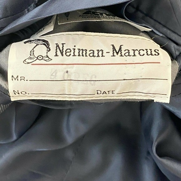 Neiman Marcus Size 40R Men's Gray Nailhead Two Button Sport Coat Surgeon Cuffs - Picture 12 of 12